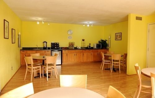 Americas Best Value Inn Story City Eksteriør billede